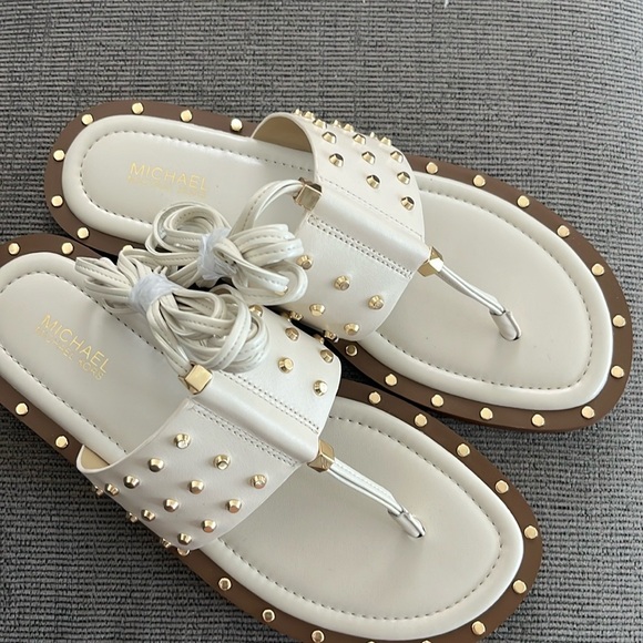 MICHAEL Michael Kors | Biege Jagger Ankle-Tie Studded Leather Sandal | S 7.5 - Picture 3 of 4